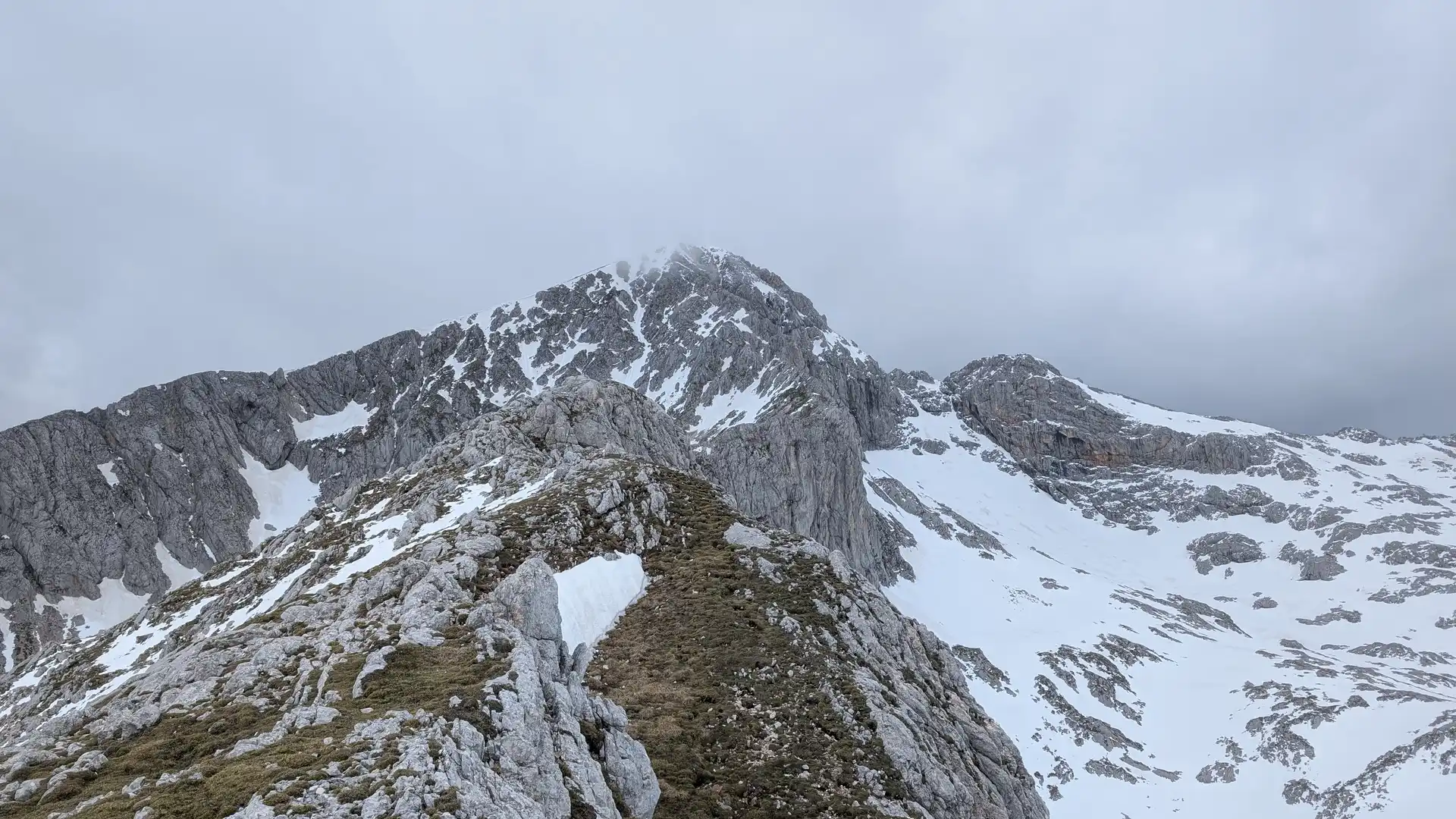 Picture of grintovec-dolge-stene